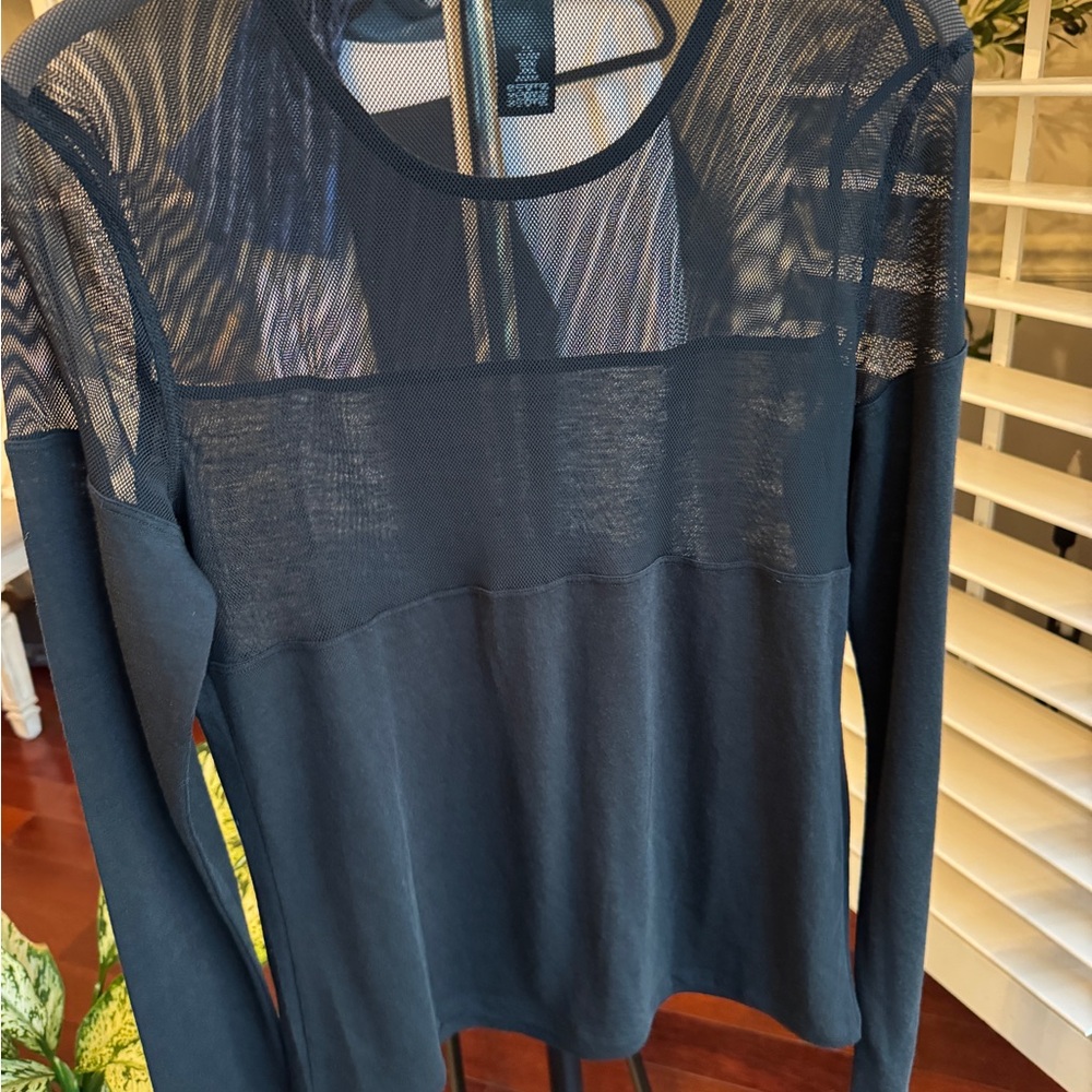 VS Sport Black Long Sleeve Top